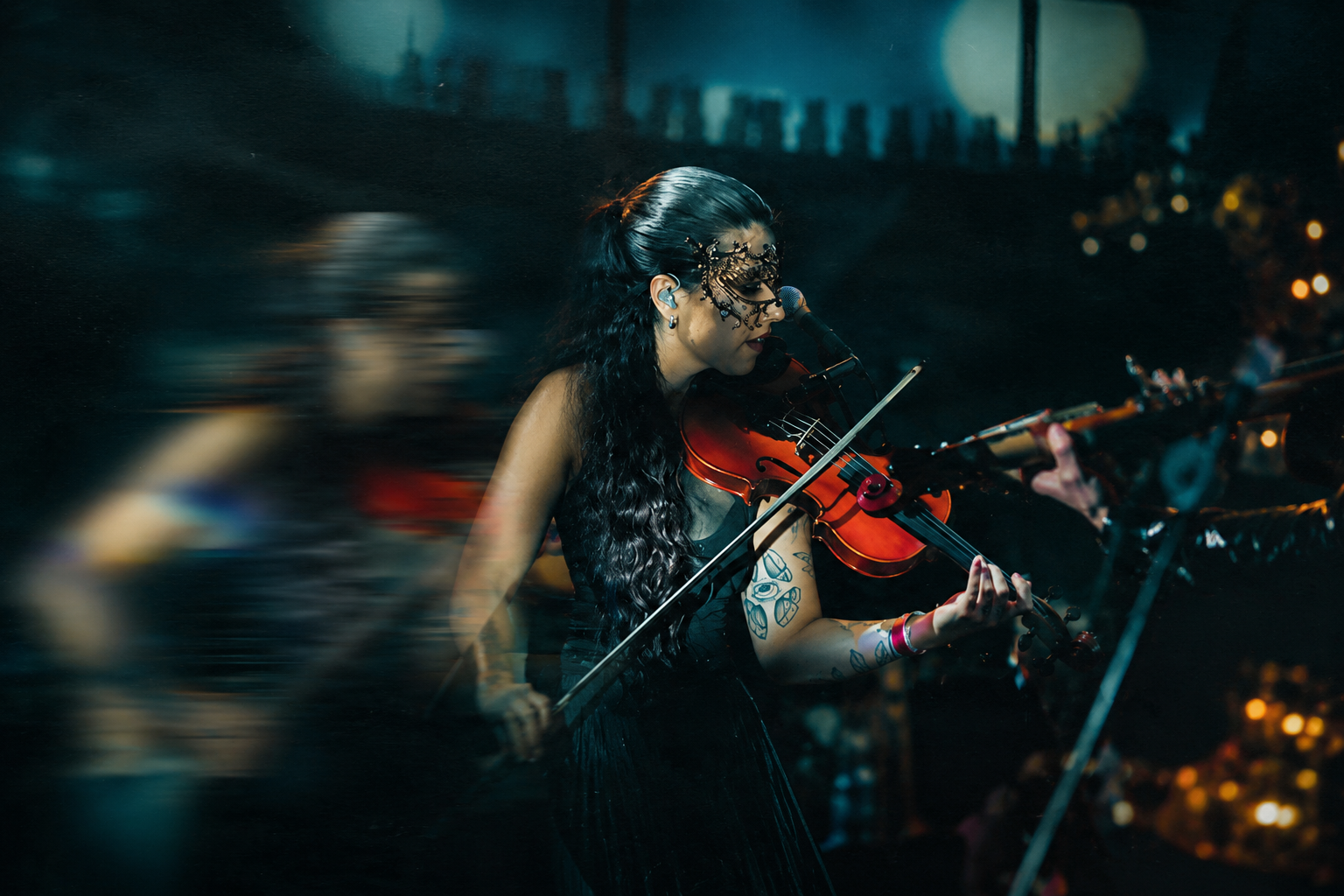 Photo of Electric Violinist and DJ Ana Luna